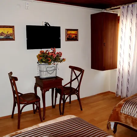 Taksim Palace 3*
