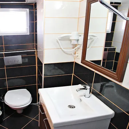 Taksim Palace 3*