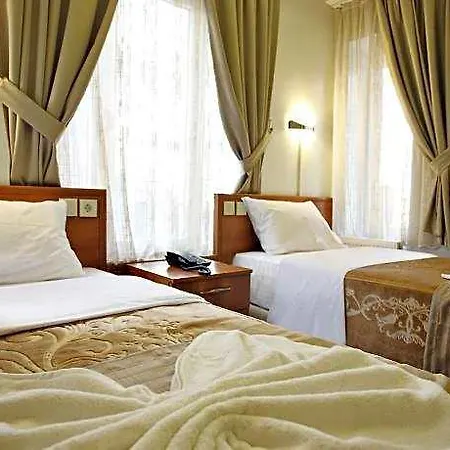 Hotel Taksim Palace 3*