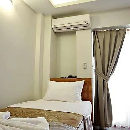 Hotel Taksim Palace 3*