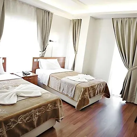 Hotel Taksim Palace Istanbul