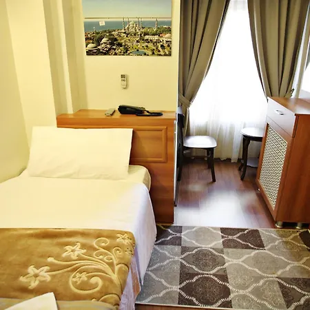 ホテル Taksim Palace イスタンブール