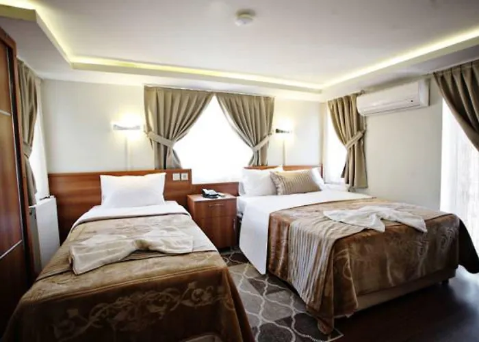 Taksim Palace Hotel 3*